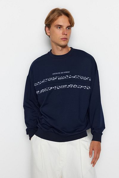 Trendyol Collection Navy Blue Oversize Crew Neck Printed Sweatshirt - TMNAW23SW00121