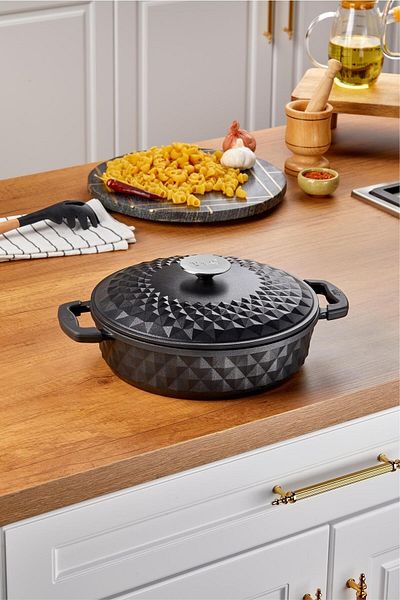 Taç Bella Cast Cover Flat Pot 28 Cm Black
