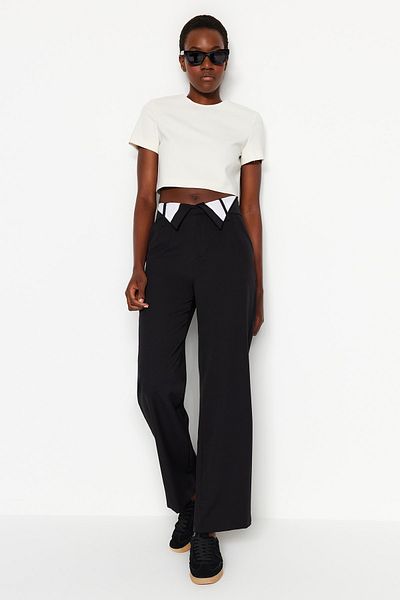 Trendyol Collection Black Belt Detailed Straight Cut Woven Trousers TWOAW24PL00303