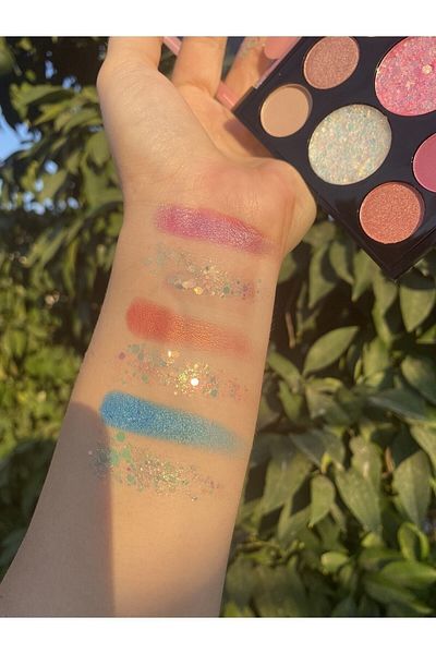 Rival Beauty Eyeshadow Palette - Music Festival