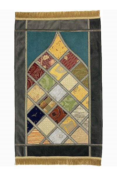 ZemzemHac Lined Patchwork Prayer Rug with Mihrab 01