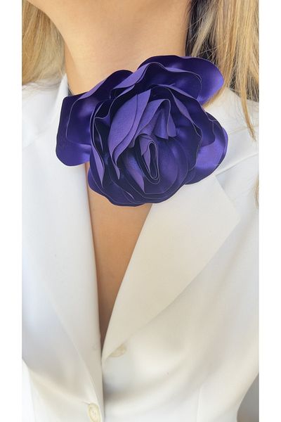 Âlâ Atelier Lace Up Velvet Ribbon Fabric Flower Choker Necklace Rose Necklace