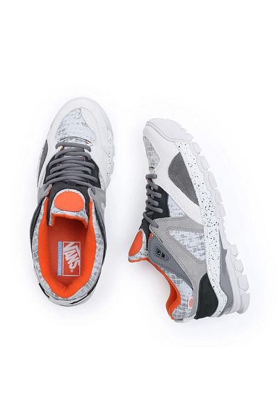 Vans UA AMZN Trailhead