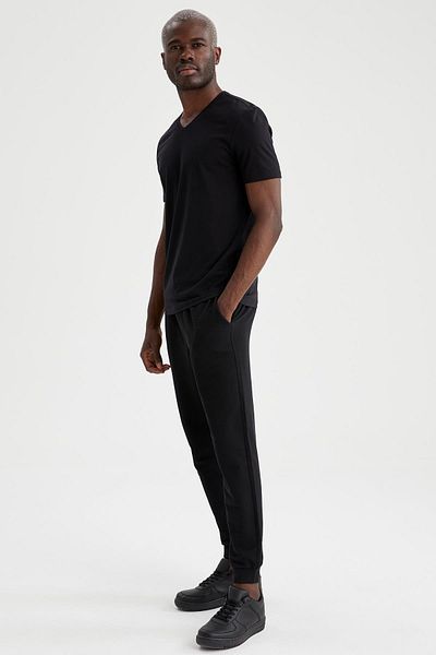 DeFacto Slim Fit V-Neck Basic Cotton Combed T-Shirt
