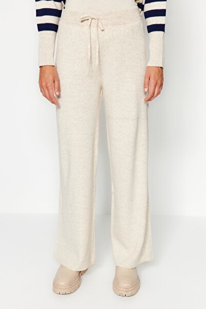 Trendyol Modest Ζακέτα με λεπτομέρεια με κουμπιά ζακάρ ριγέ πλεκτό σετ πλεκτό πάνω και κάτω TCTAW24US00054