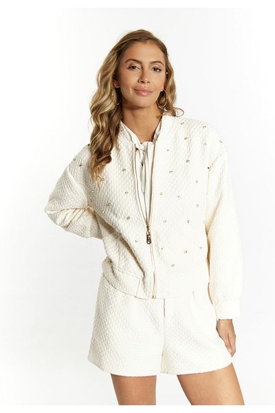 Faina Boucé Jacke konečně setkal se Strass-Steinen