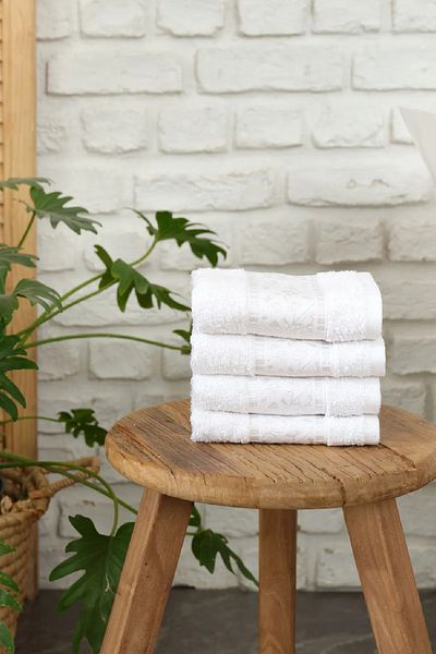 Timeless Timeless Romy White Σετ πετσετών 4 τεμαχίων 30x45 εκ. Πετσέτες χεριών