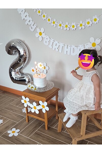 Partifabrik Πλήρες σετ πολυτελείας με θέμα την Daisy