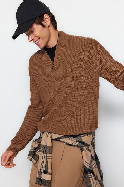 Trendyol Collection Camel Casual Regular Fit Paar/Paar halber Rollkragenpullover mit Reißverschluss TMNAW22KZ1908