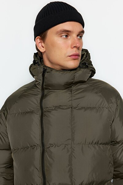 Trendyol Collection Oversize Χακί πουπουλένιο παλτό - Αδιάβροχο και αντιανεμικό, χειμώνας TMNAW23MO00086