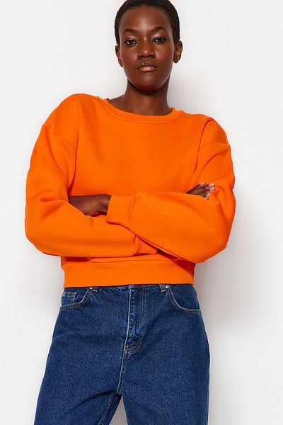 Kolekcia Trendyol Oranžová, uvoľnený strih Crop Basic Crew Krk Hrubá vnútorná fleecová pletená mikina TWOAW24SW00147