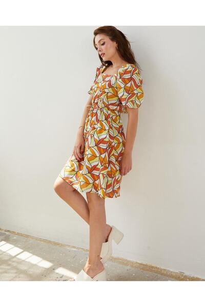 ZY BUTİK TURUNCU-YEŞİL KARE YAKA KISA KOLLU ETNİK DESENLİ KETEN ELBİSE