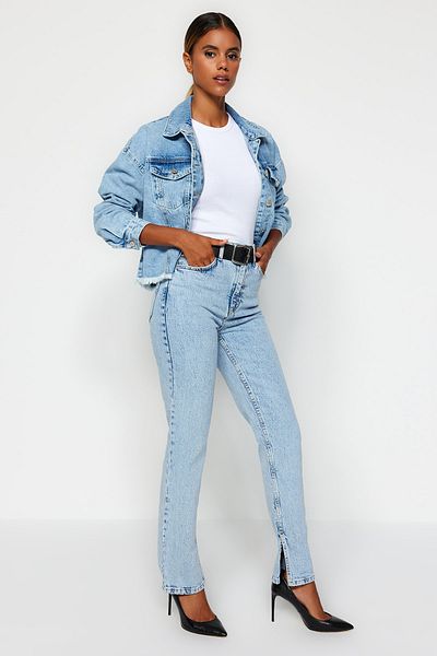 Trendyol Collection Blugi drepti cu crestă albastru deschis cu talie înaltă TWOSS22JE0430