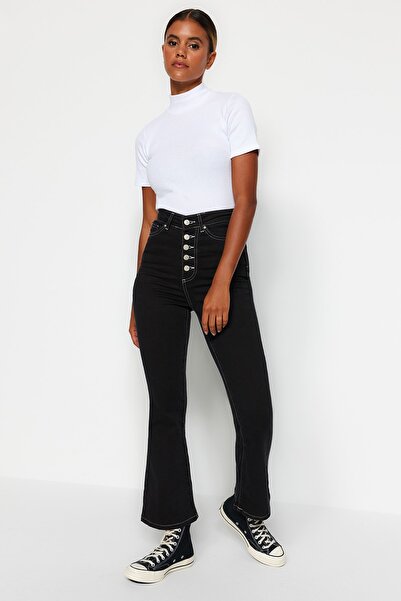 Trendyol Collection Black Front Buttoned High Waist Crop Flare Jeans TWOAW23JE00136