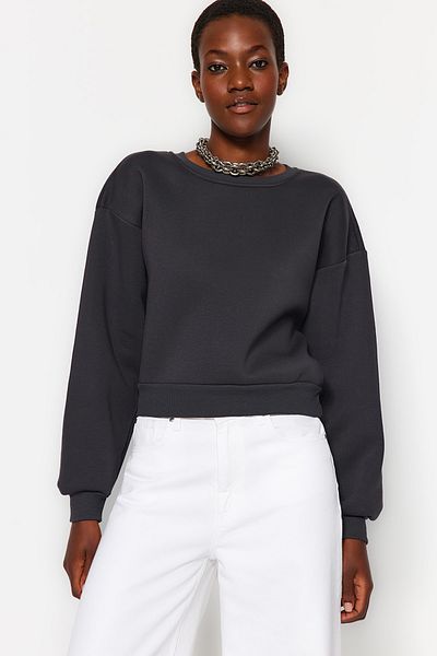 Trendyol Collection Anthrazit Relaxed Fit Crop Basic Rundhals Dickes Fleece-Strick-Sweatshirt TWOAW24SW00147