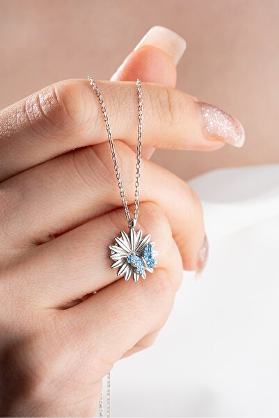 Nereze 925 Ayar Gümüş Rodyumlu Mavi Taşlı Kelebek Detaylı Çiçek Kolye