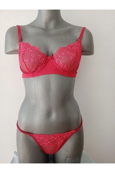 tuba yozgatlıoğlu Fancy Red Underwire Bra Thong Set