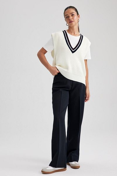DeFacto Regular Fit V-Ausschnitt Thessaloniki Strickpullover A3867ax23wn
