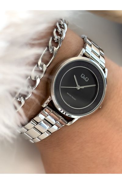 Q&Q Silver Color Steel Strap, Small Case, Stylish Silvery Dial Wristwatch+Bracelet