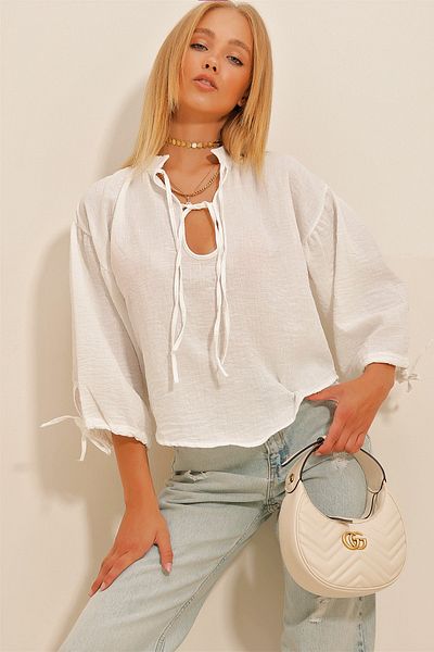 Trend Alaçatı Stili Women's White Judge Collar Balloon Sleeve Linen Blouse ALC-X10728
