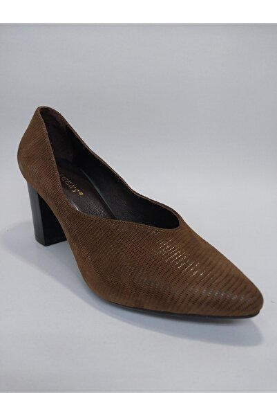 Mira Deri حذاء نوبوك أصلي على شكل حرف V بني داكن بكعب نسائي