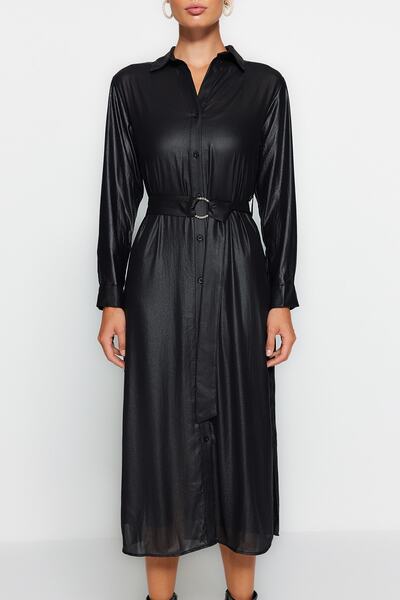 Trendyol Collection Zimní černé páskové maxi košilové šaty - Twoaw24El00325