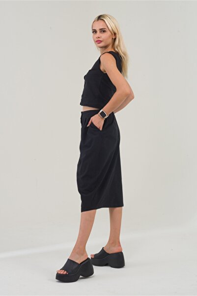 Bold & Young Women's Black Color Pleated Front Buttoned Cotton Skirt