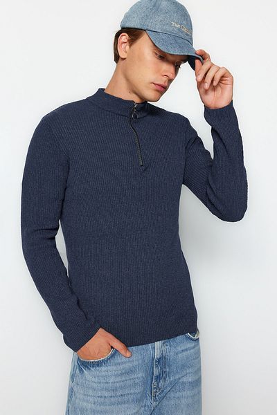 Trendyol Collection Indigoblauer Pullover mit Kordelkragen – Skinny Fit, Reißverschluss TMNAW20KZ1034