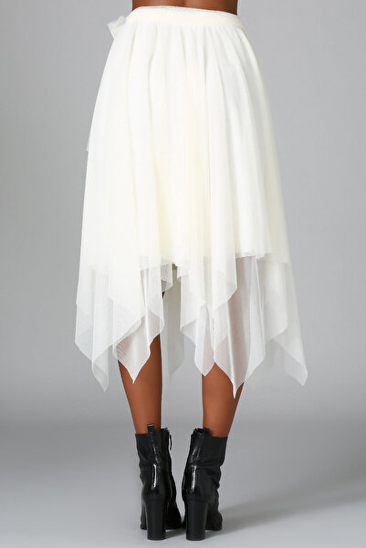 Quincey Kadın Beyaz Çift Kat Astarlı Asimetrik Tül Etek Ek2340