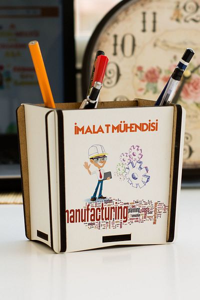 Hediyelen Manufacturing Engineer Pen Holder