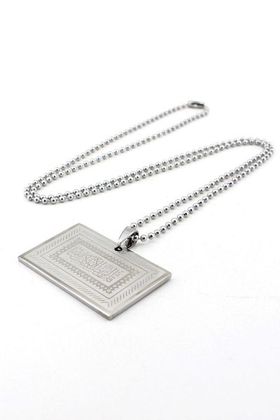Solfera Men's Quadrilateral Prayer Print Steel Necklace K512