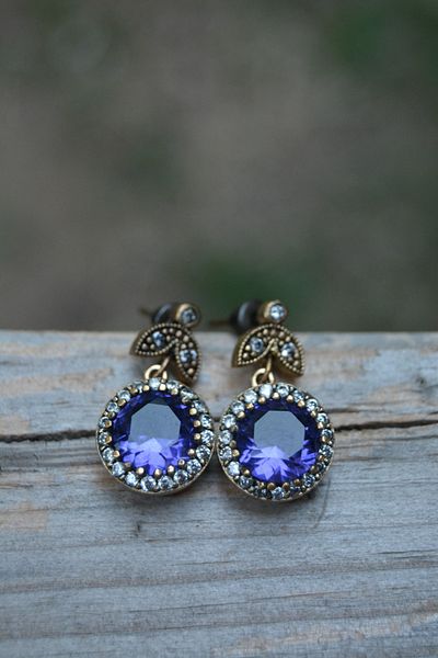 Stoneage Authentic Earrings with Sapphire and Zircon Stone