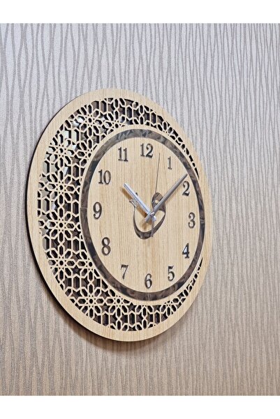 M&H Quality Wooden and Mirrored Vav Motif Wall Clock