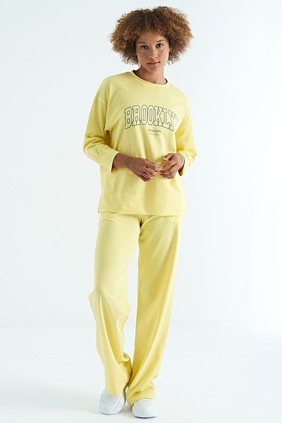 Womens shop yellow sweatsuit