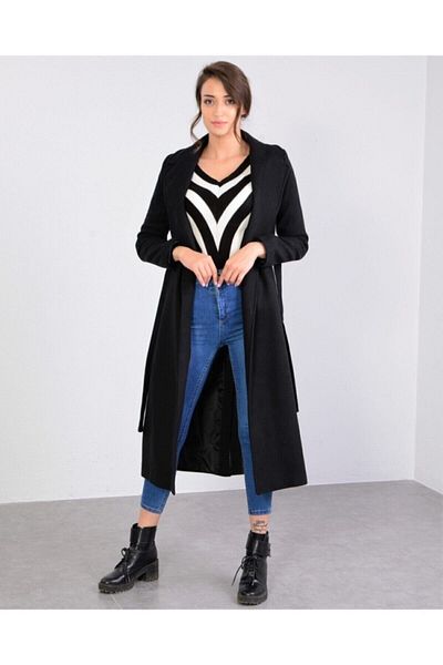 ZF BUTİK Kaşe-Mantel mit Spitzentaille