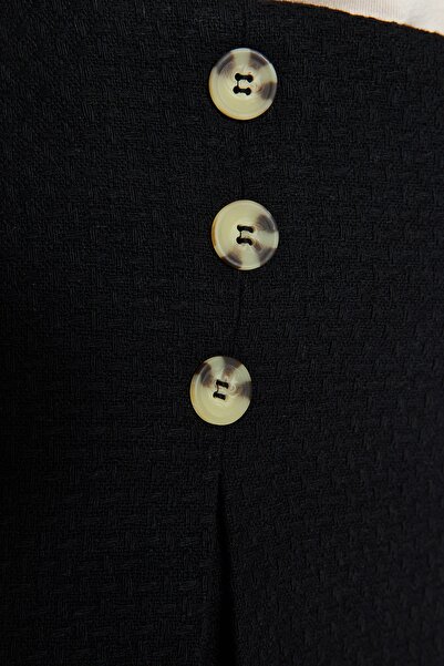 Trendyol Collection Tweed Black Buttoned Tweed Shorts Sukně TWOAW24SR00024