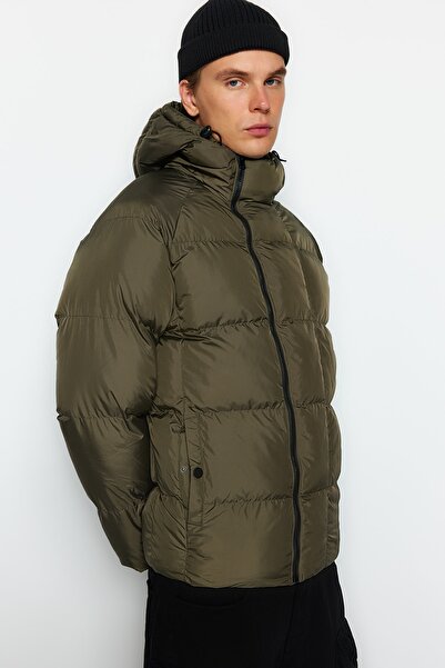 Trendyol Collection Oversize Χακί πουπουλένιο παλτό - Αδιάβροχο και αντιανεμικό, χειμώνας TMNAW23MO00086
