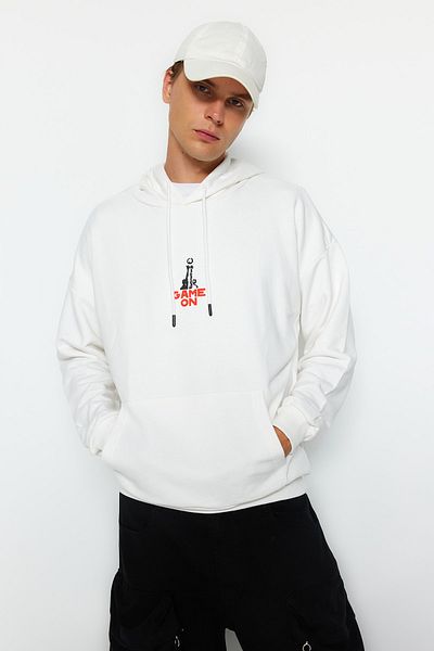 Trendyol Collection Basketbalová mikina Ecru s potiskem oversize s kapucí – dlouhý rukáv TMNAW24sw00005