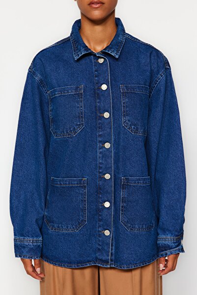 Trendyol Collection Μπλε τζιν μπουφάν oversize με λεπτομέρεια τσέπης TWOSS22CE0217