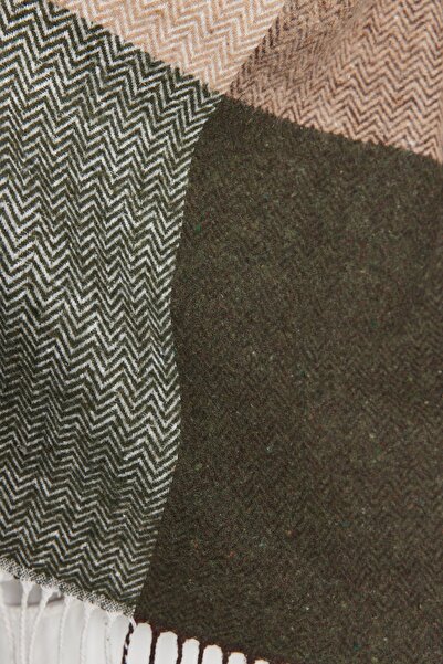 Trendyol Collection Vícebarevný blokovaný měkký texturovaný dámský šátek TWOAW24AT00005