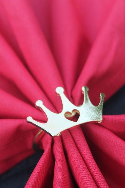 Emtory Home 6 Pieces Decorative Gold Queen Napkin Ring - Napkin Ring