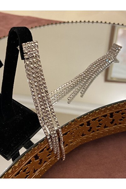 Yağmur Aksesuar ve Takı dünyası Sallanan Taşlı Küpe