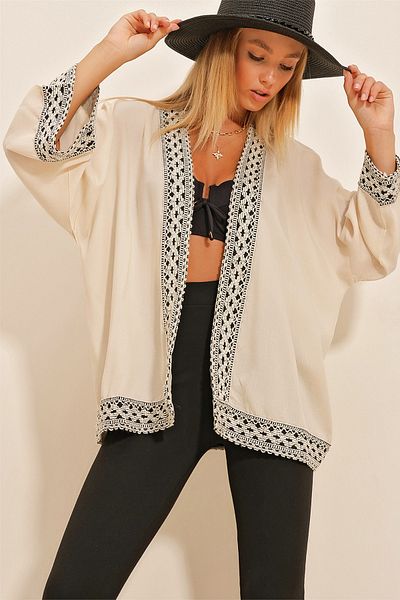 Trend Alaçatı Stili Γυναικείο Μπουφάν Kimono Border Beige ALC-X10740