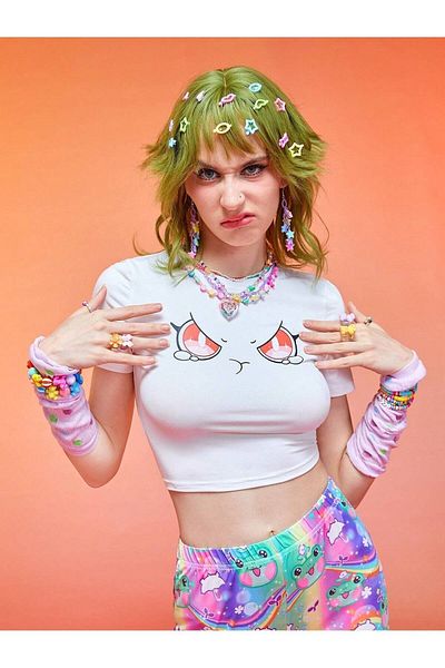 Jose Clothing Λευκό εμπριμέ γυναικείο Crop Top - Κοντό μανίκι, μπλούζα που εφαρμόζει στο σώμα