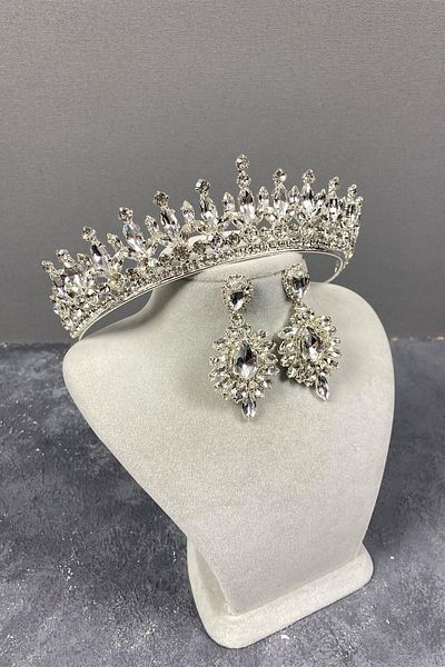 Hayalperest boncuk Petro Model Henna Crown and Shuttle Stone Detailed Drop Stone Earring Set Silver Color