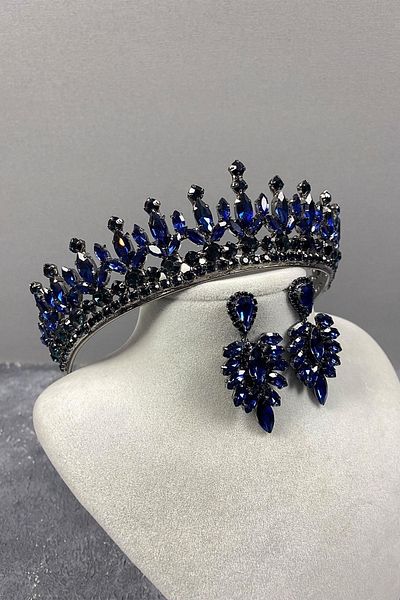 Hayalperest boncuk Petro Henna Crown Crystal Jewelled Crown and Drop Stone Earring Set Blue Color