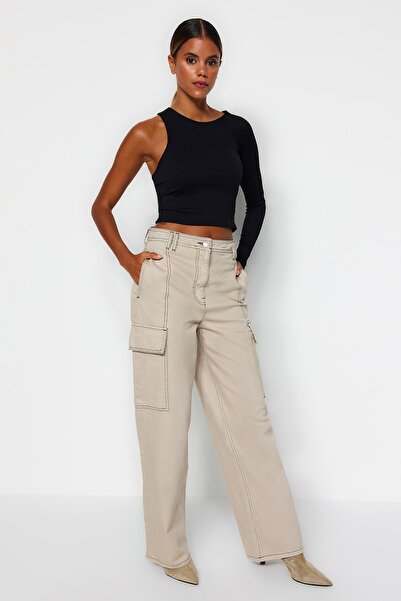 Trendyol Collection High Waist Wide Leg Jeans with Stone Cargo Pockets TWOAW24JE00220