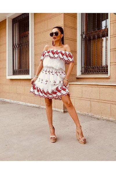 CİXAPLE Rochie brodata cu guler Madonna