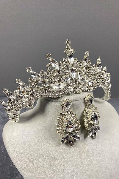 Hayalperest boncuk Tokyo Model Henna Crown Drop Stone Detailed Shuttle Earring Set Bridal Crown Set Silver Color