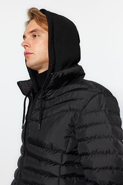 Trendyol Collection Чорна в'язана куртка з капюшоном, вітро- та водонепроникна зимова куртка TMNAW21MO0013